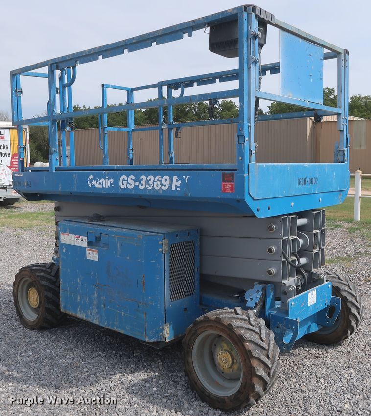 image for item HJ9326 2012 Genie GS-3369RT  scissor lift
