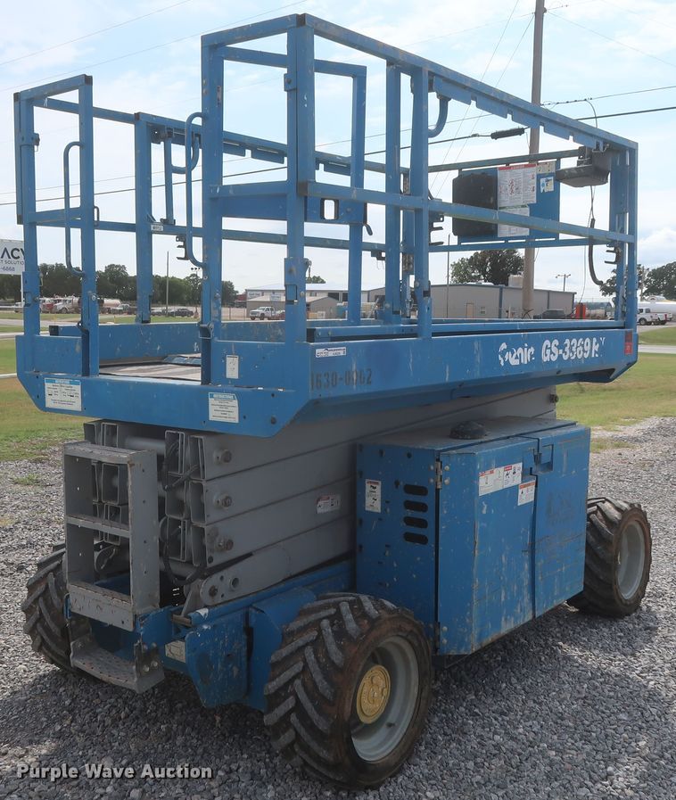image for item HJ9326 2012 Genie GS-3369RT  scissor lift