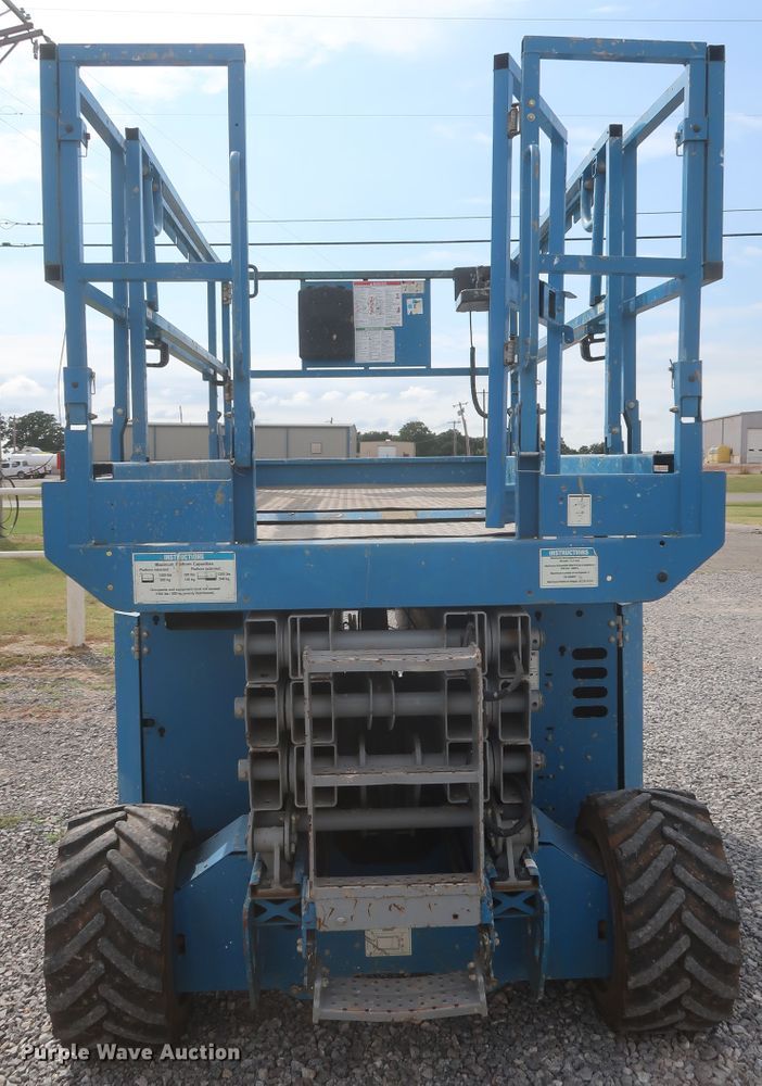 image for item HJ9326 2012 Genie GS-3369RT  scissor lift