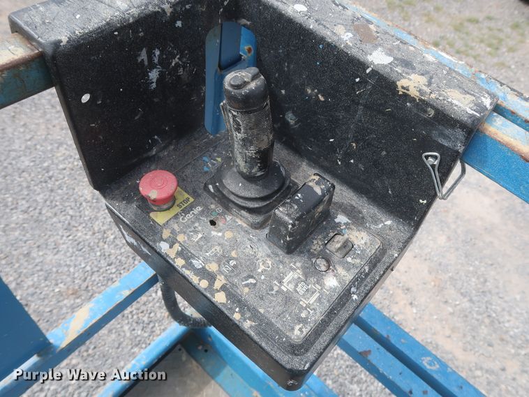 image for item HJ9326 2012 Genie GS-3369RT  scissor lift