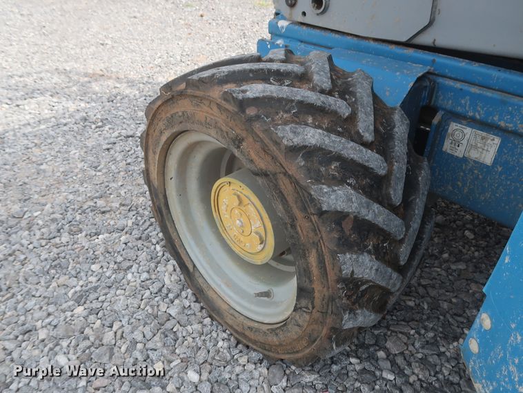 image for item HJ9326 2012 Genie GS-3369RT  scissor lift