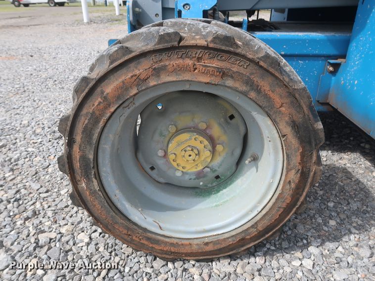 image for item HJ9326 2012 Genie GS-3369RT  scissor lift