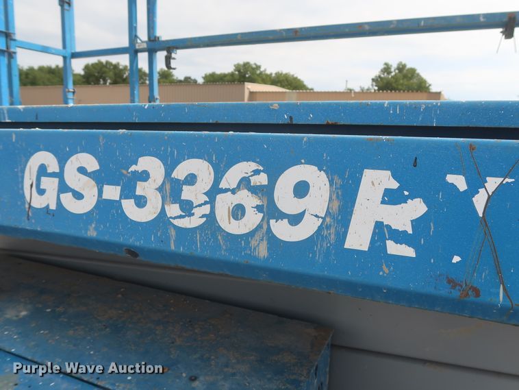 image for item HJ9326 2012 Genie GS-3369RT  scissor lift