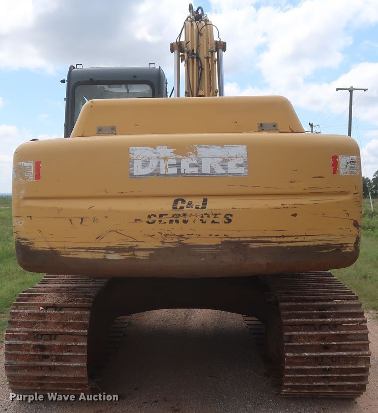 image for item HJ9330 2005 John Deere 160C LC  excavator