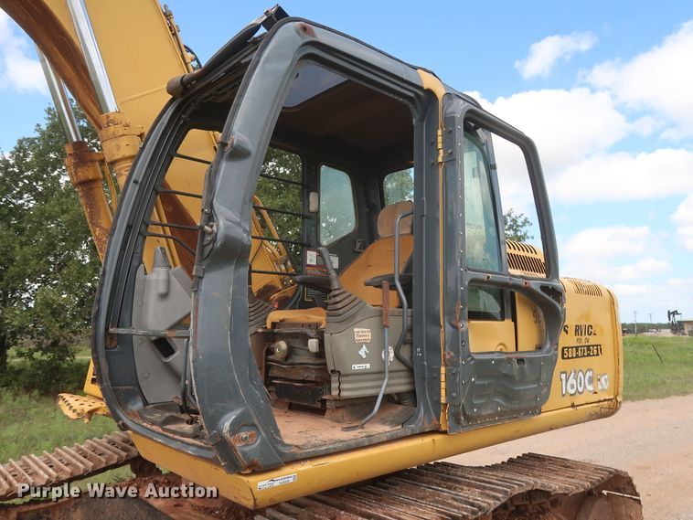 image for item HJ9330 2005 John Deere 160C LC  excavator