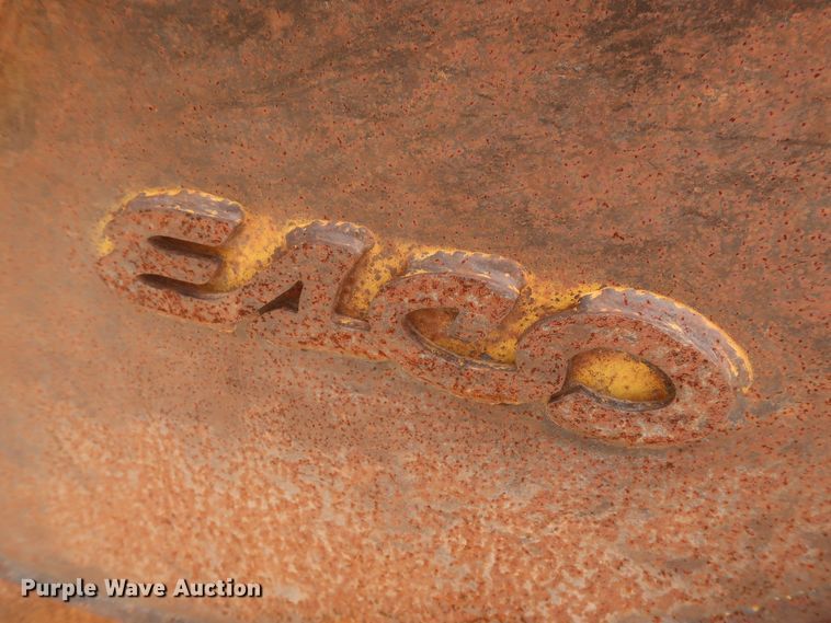 image for item HJ9330 2005 John Deere 160C LC  excavator