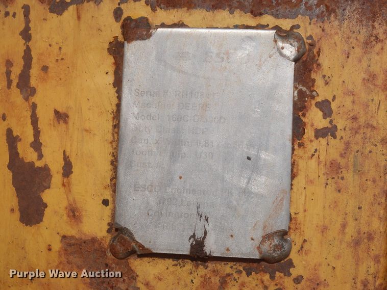 image for item HJ9330 2005 John Deere 160C LC  excavator