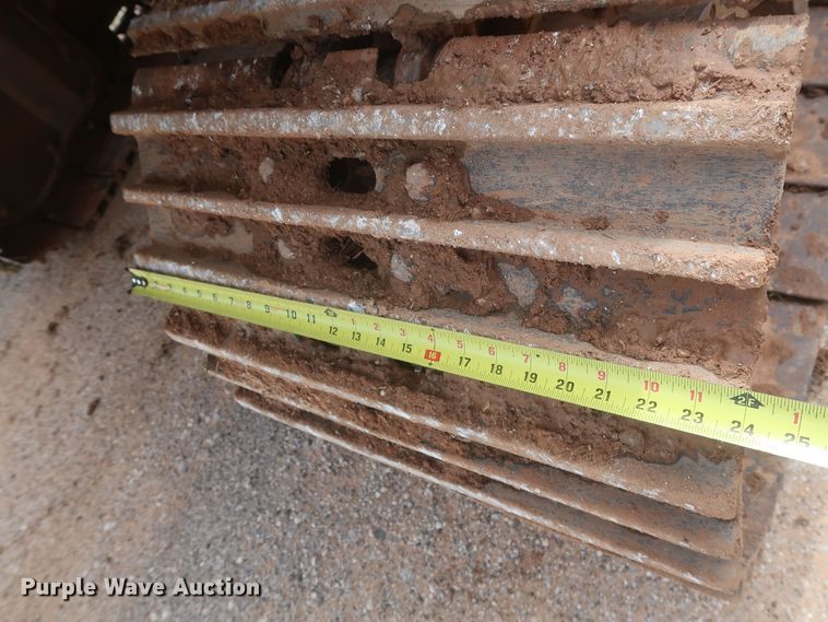 image for item HJ9330 2005 John Deere 160C LC  excavator