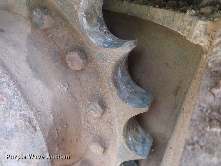 image for item HJ9330 2005 John Deere 160C LC  excavator