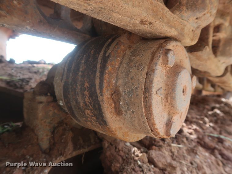 image for item HJ9330 2005 John Deere 160C LC  excavator