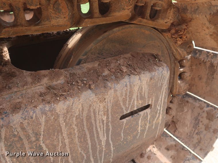 image for item HJ9330 2005 John Deere 160C LC  excavator