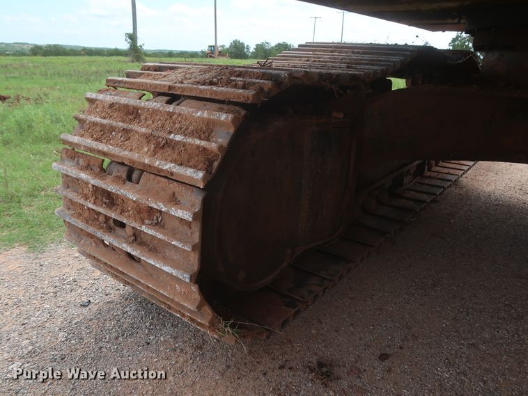 image for item HJ9330 2005 John Deere 160C LC  excavator