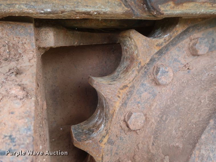 image for item HJ9330 2005 John Deere 160C LC  excavator