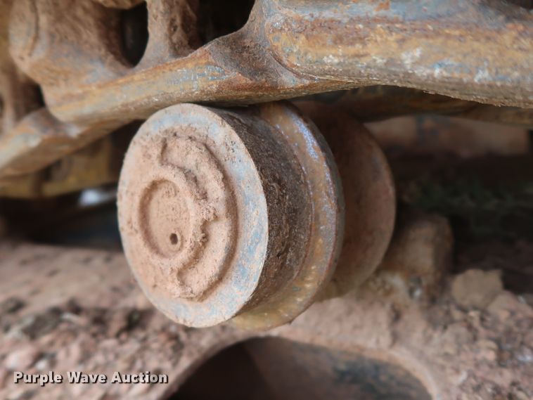 image for item HJ9330 2005 John Deere 160C LC  excavator