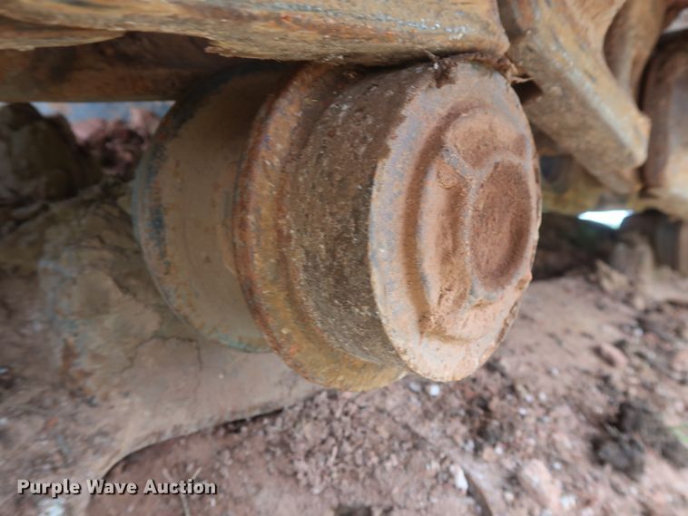 image for item HJ9330 2005 John Deere 160C LC  excavator