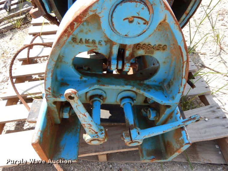 image for item HJ9555 Ramsey winch