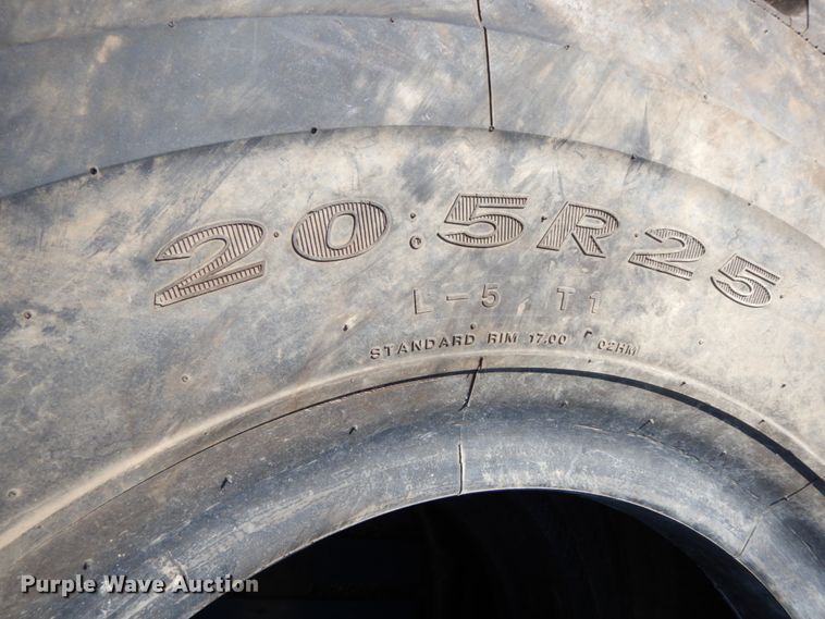 image for item HJ9558 (2) 20.5R25 tires