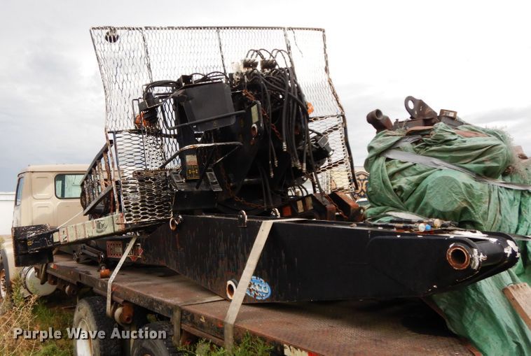 image for item HJ9582 2003 IMT 1600 Series 2 crane