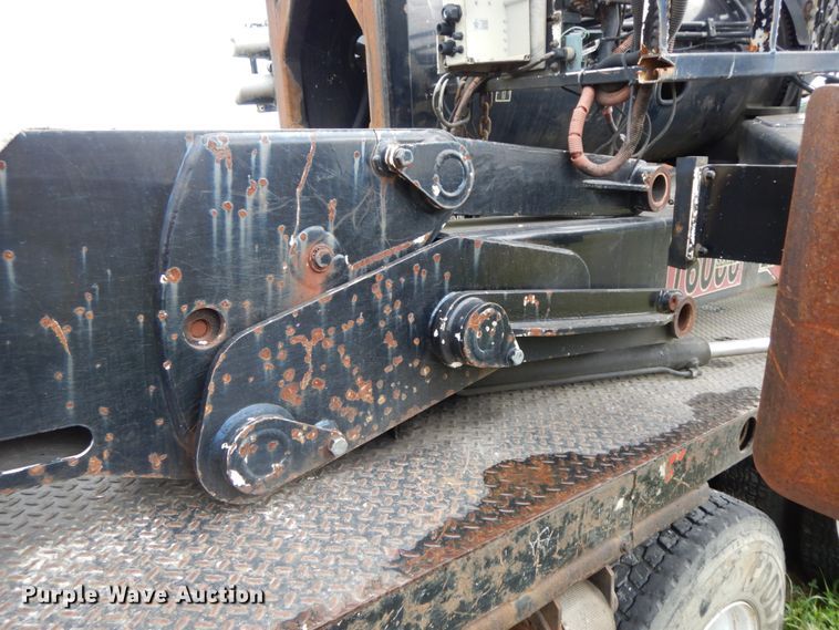 image for item HJ9582 2003 IMT 1600 Series 2 crane