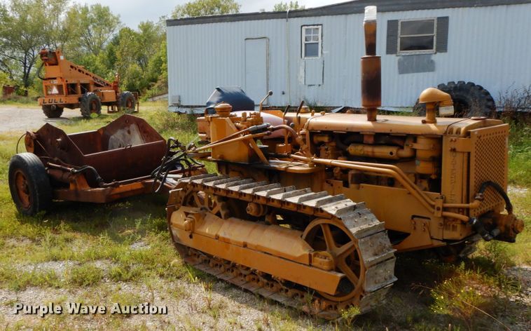 image for item HJ9591 Caterpillar D4  crawler tractor