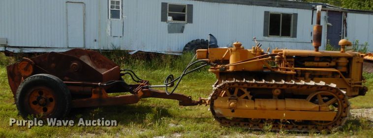 image for item HJ9591 Caterpillar D4  crawler tractor