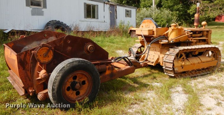 image for item HJ9591 Caterpillar D4  crawler tractor