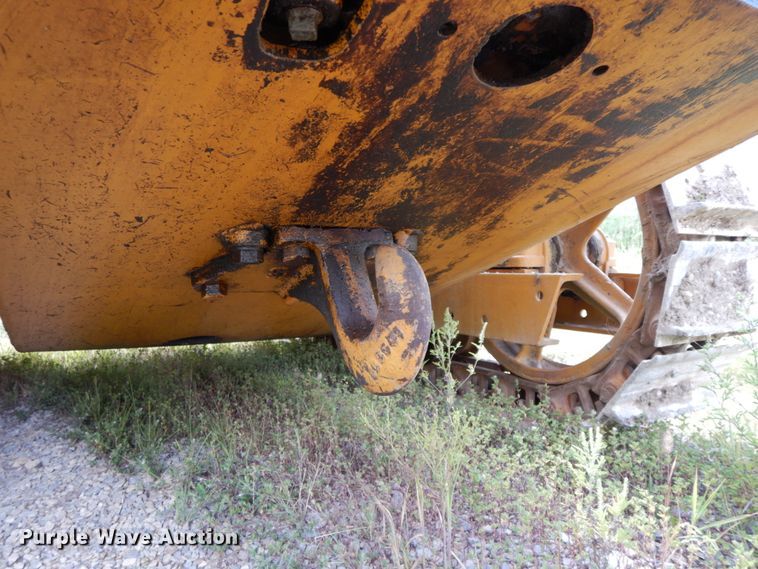 image for item HJ9591 Caterpillar D4  crawler tractor