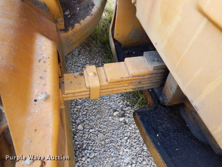 image for item HJ9591 Caterpillar D4  crawler tractor