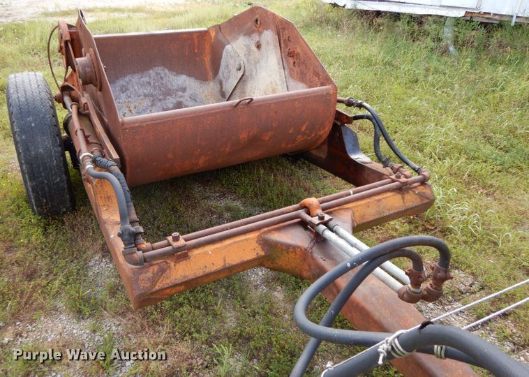 image for item HJ9591 Caterpillar D4  crawler tractor