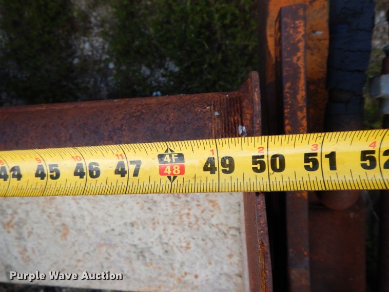 image for item HJ9591 Caterpillar D4  crawler tractor