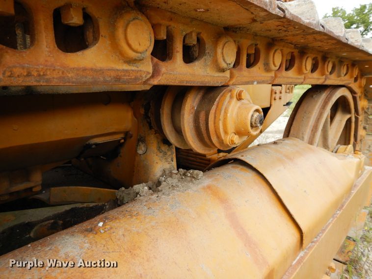 image for item HJ9591 Caterpillar D4  crawler tractor