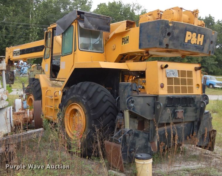 image for item HJ9592 P & H   crane