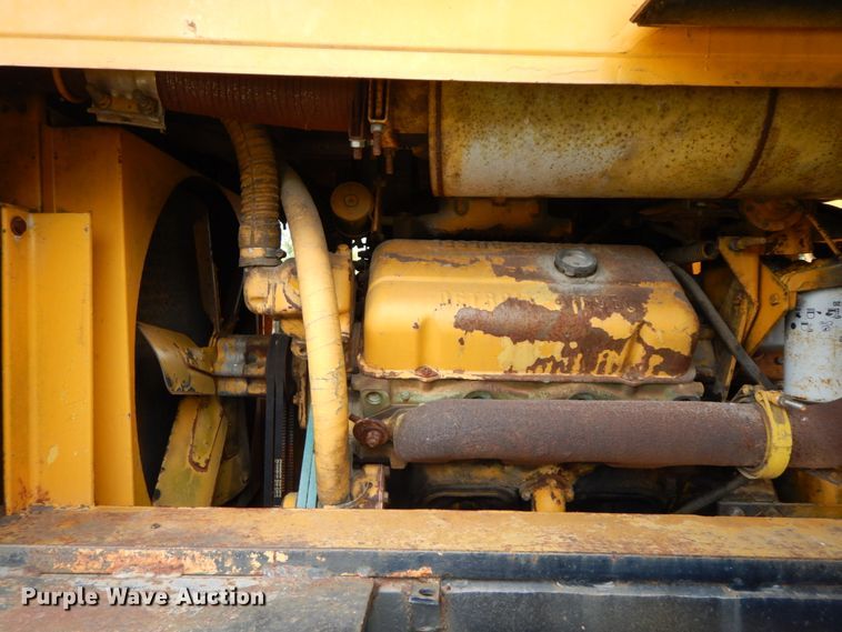 image for item HJ9592 P & H   crane