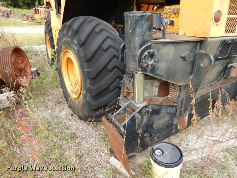 image for item HJ9592 P & H   crane