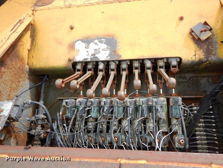 image for item HJ9592 P & H   crane