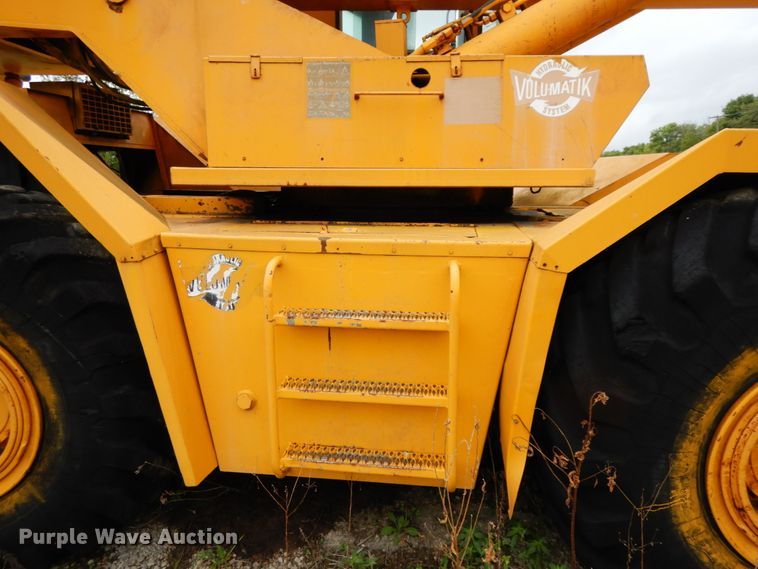 image for item HJ9592 P & H   crane