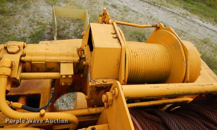 image for item HJ9592 P & H   crane