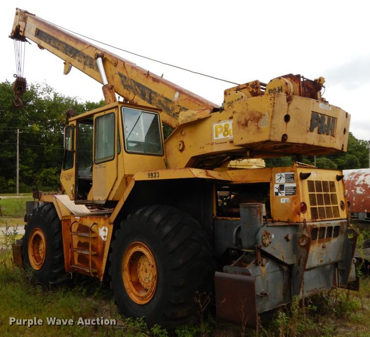 image for item HJ9593 P & H  W350A crane