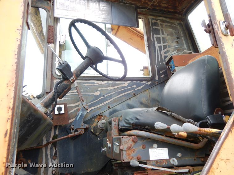 image for item HJ9593 P & H  W350A crane