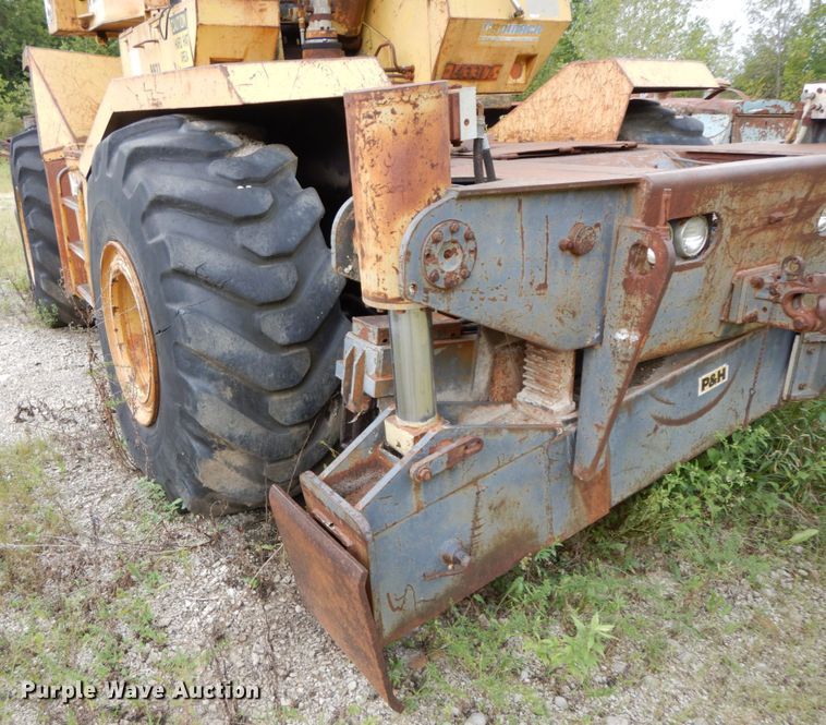 image for item HJ9593 P & H  W350A crane