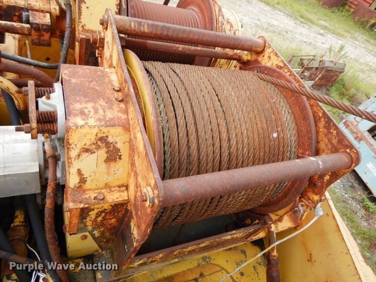 image for item HJ9593 P & H  W350A crane