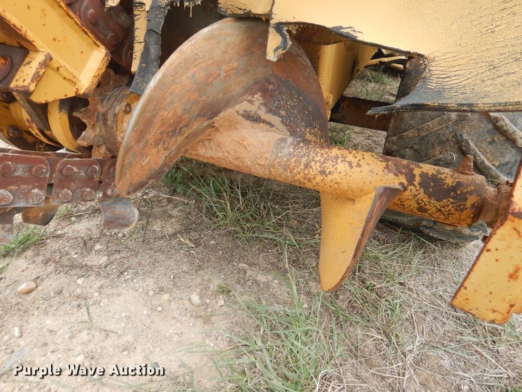 image for item HO9908 Vermeer V3550  trencher