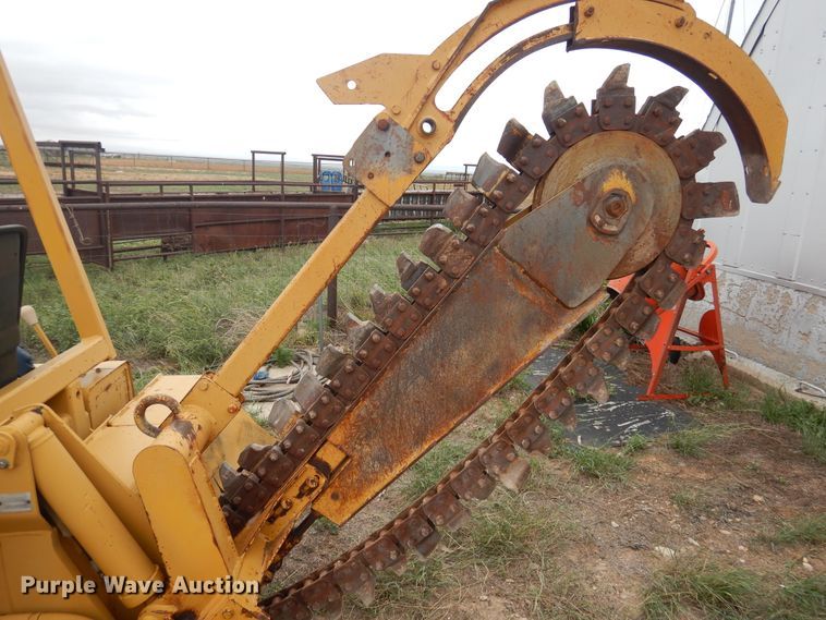 image for item HO9908 Vermeer V3550  trencher