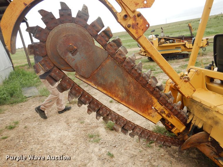 image for item HO9908 Vermeer V3550  trencher