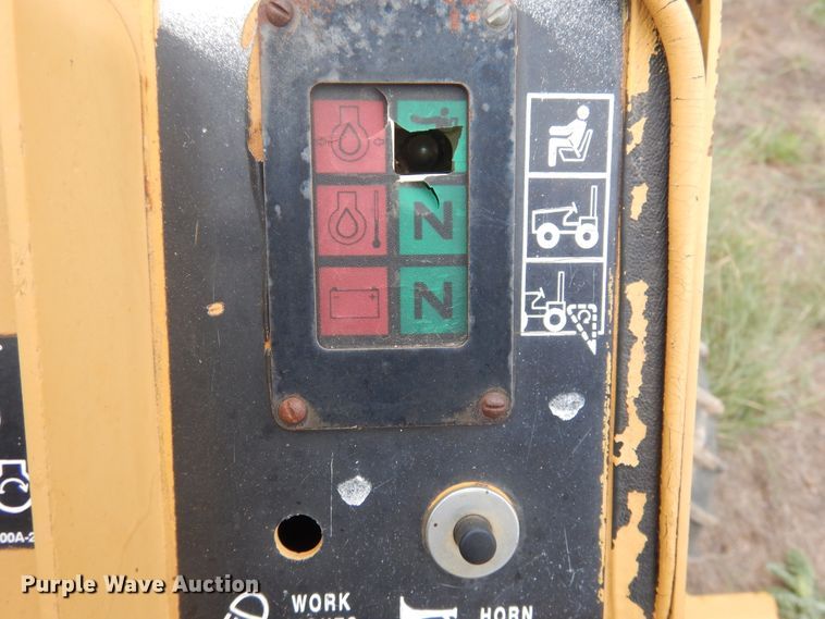 image for item HO9908 Vermeer V3550  trencher