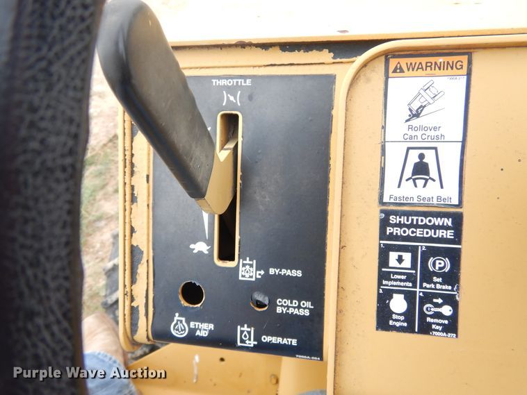 image for item HO9908 Vermeer V3550  trencher