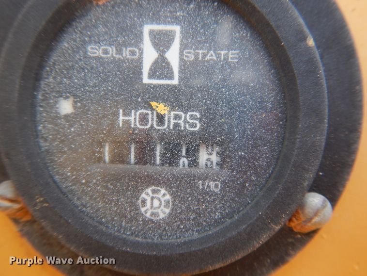 image for item HO9908 Vermeer V3550  trencher