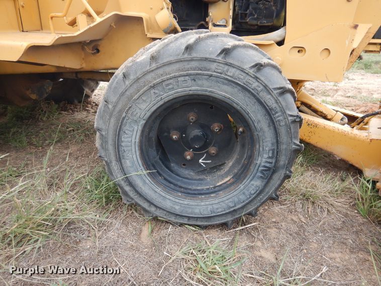 image for item HO9908 Vermeer V3550  trencher