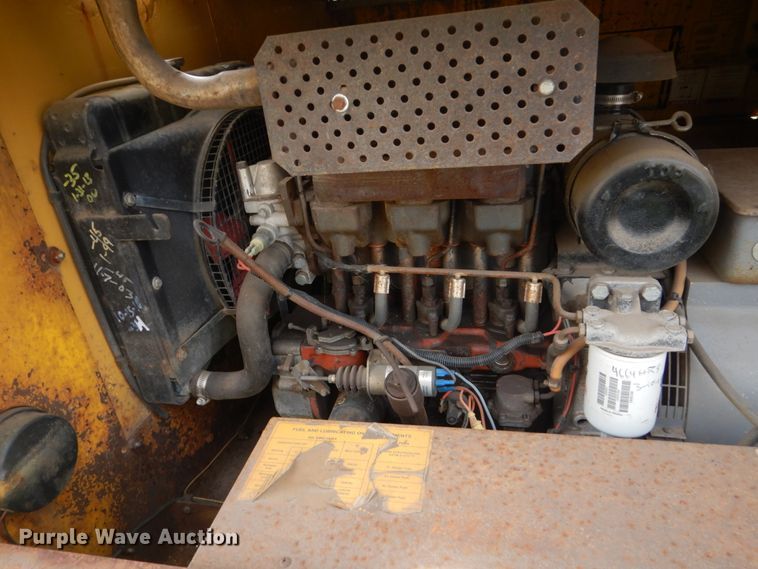 image for item HP9753 Allmand Maxi-Lite 695  light plant