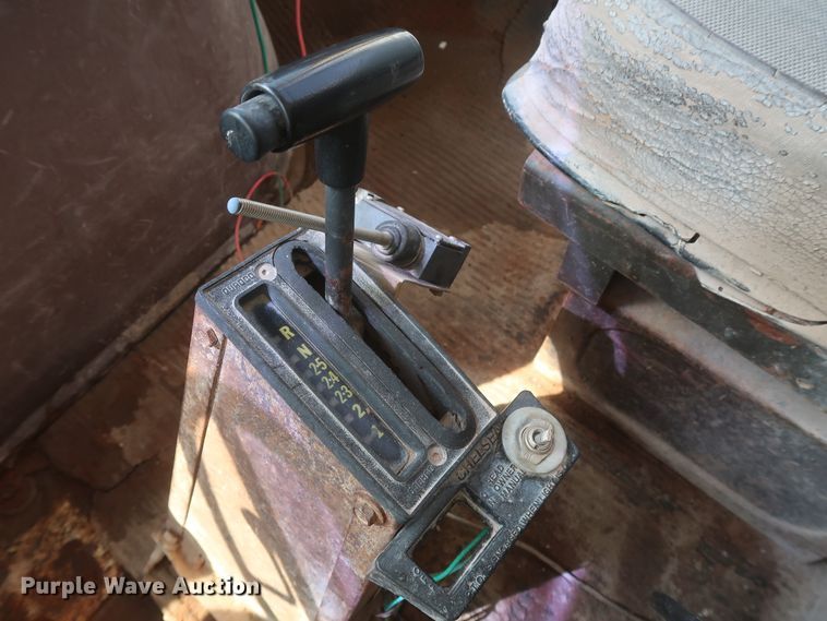 image for item HT9732 1980 Ford 8000  water truck